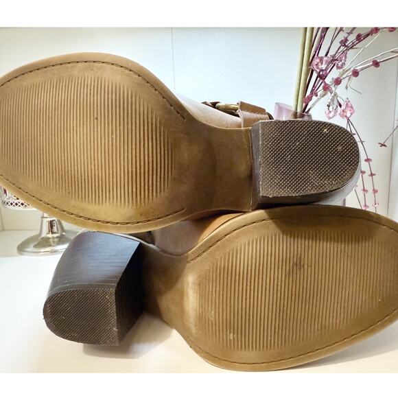 Candies Cognac Brown Harness Buckle Ankle Boots Block Heel Size 9 Boho Chic - Picture 7 of 9